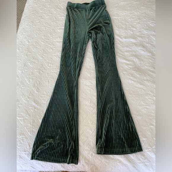Dark green velvet stretchy pants. - Picture 4 of 6